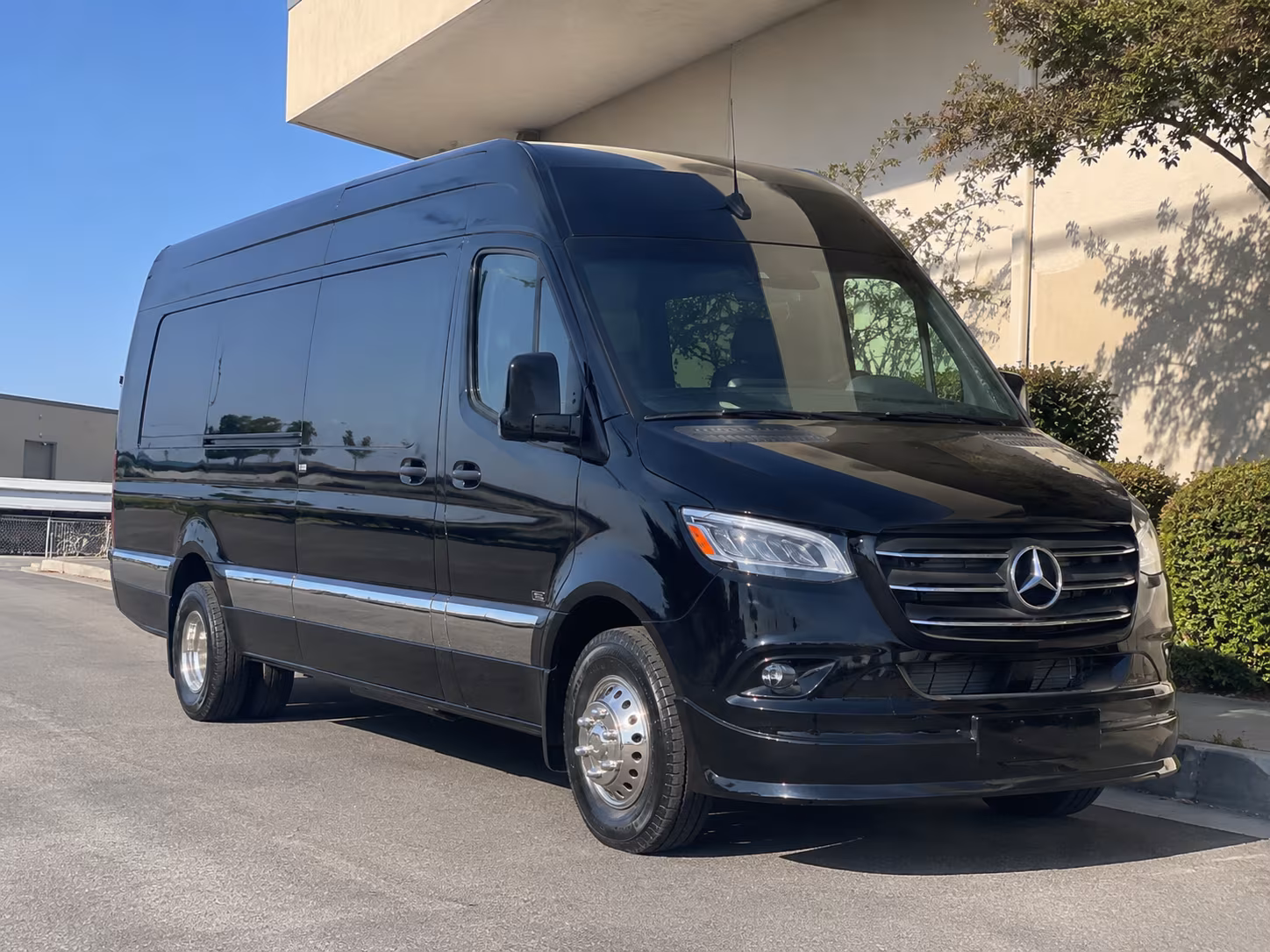 bus rental options for pasco trips