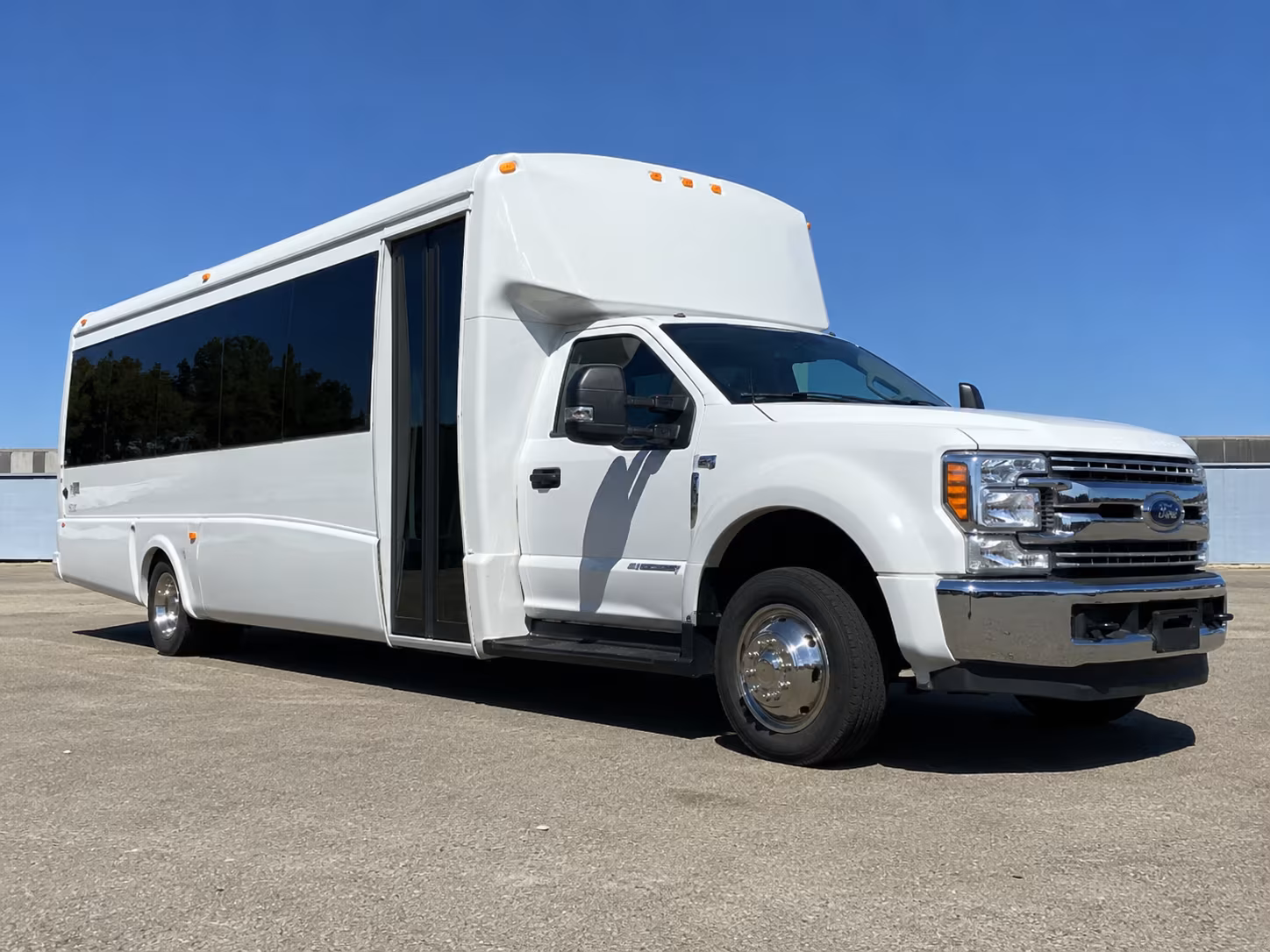 minibuses and party buses for local pasco youth and amateur sporting events