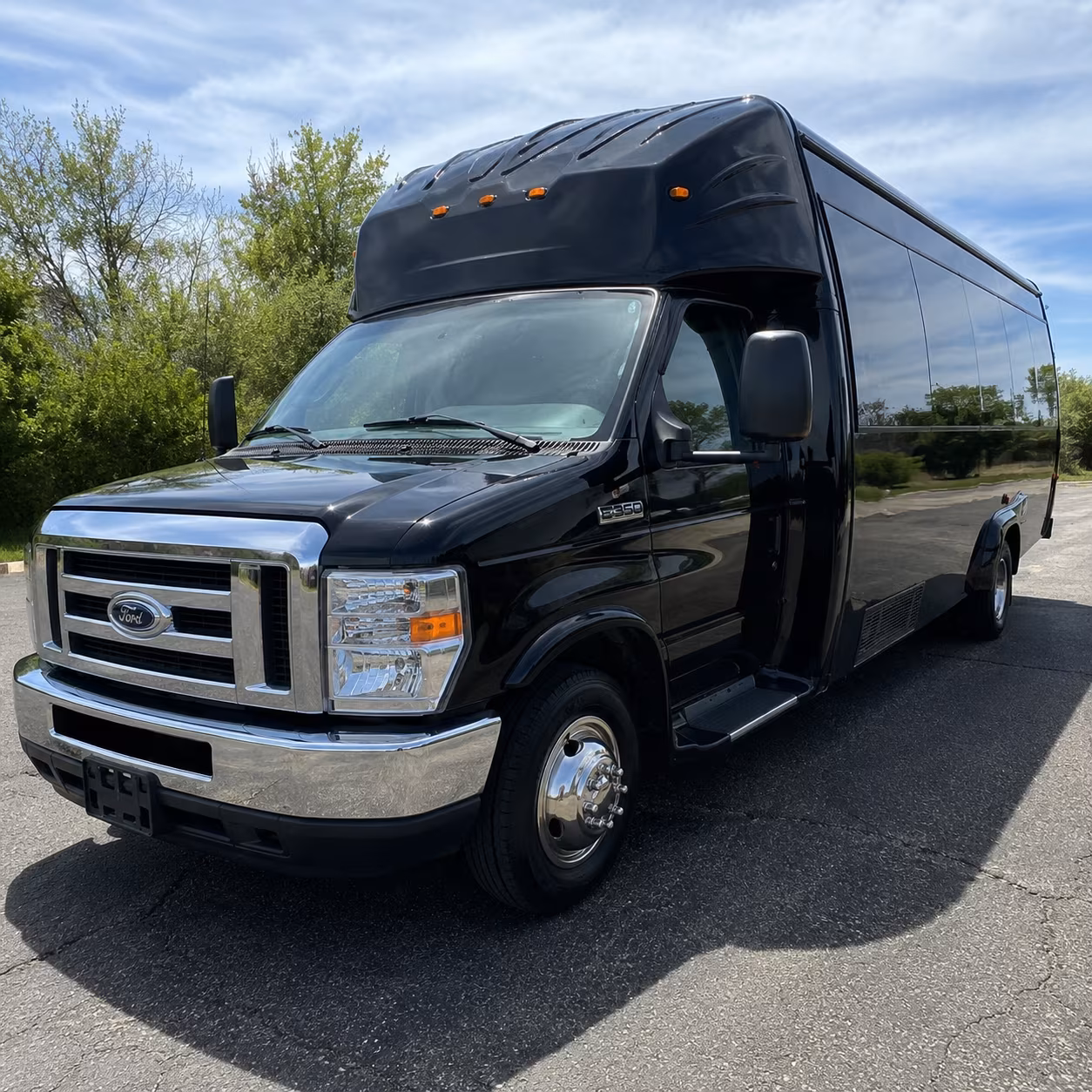 sweet 16 and quinceanera party buses serving pasco washington